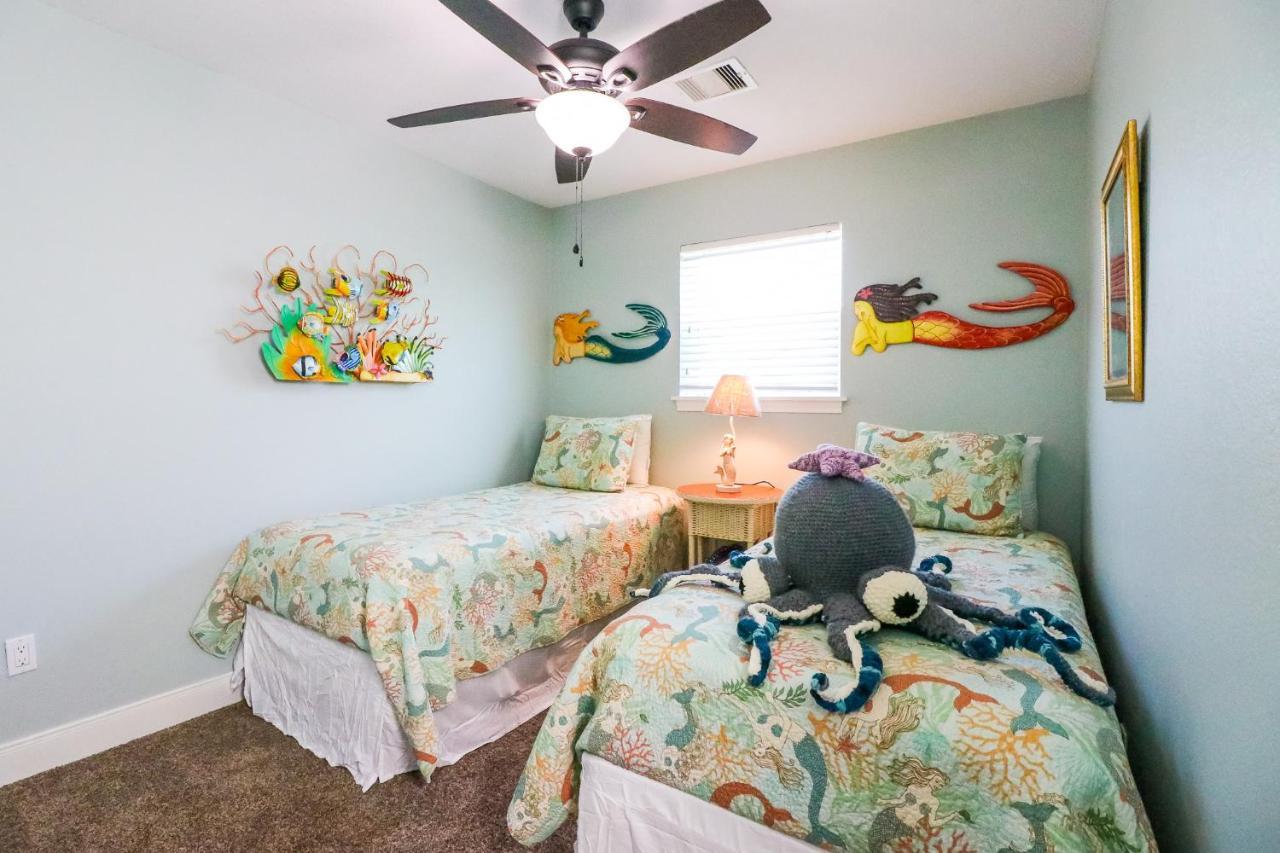 Perfect Location Spacious Yard Coffee Bar At This Lovely Beach Home Galveston Dış mekan fotoğraf
