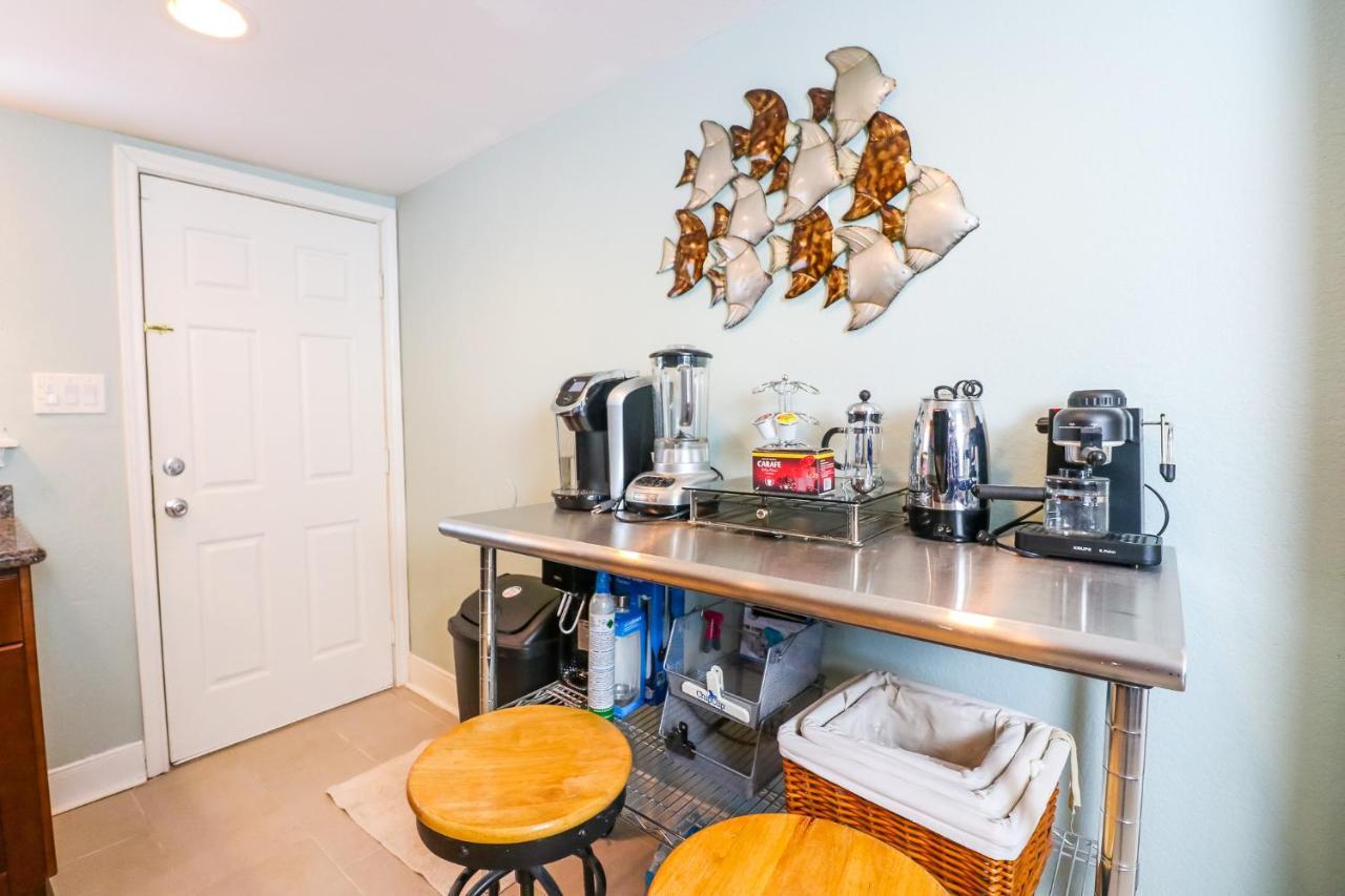 Perfect Location Spacious Yard Coffee Bar At This Lovely Beach Home Galveston Dış mekan fotoğraf